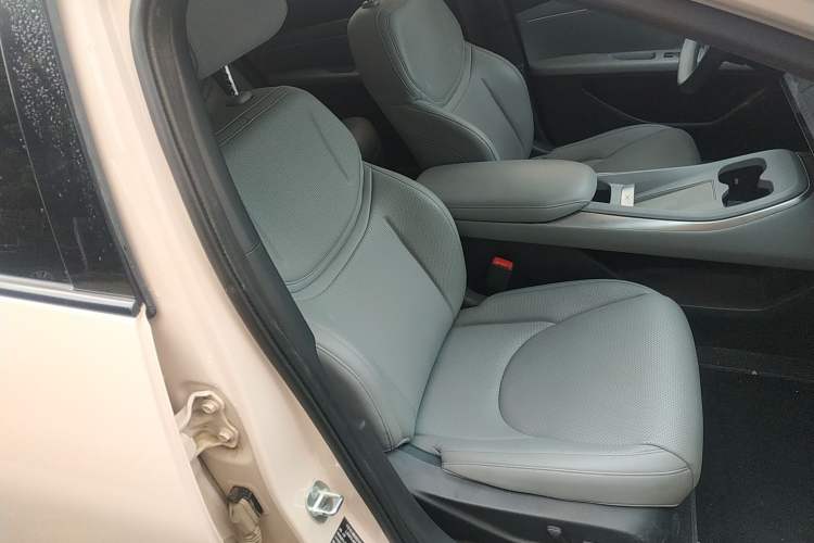 Used XPeng MONA M03 2024 620 with Ultra-Long Range