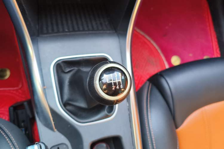 Used BYD Song 2016 1.5TI Manual Luxury Model
