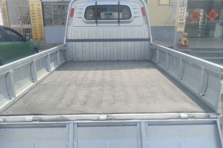 Used Wuling Rongguang Small Truck 2021 1.5L Base Version Double-Cab L3C Trunk