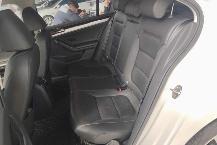 Used Volkswagen Sagitar 2018 1.6L Automatic Comfort Model
