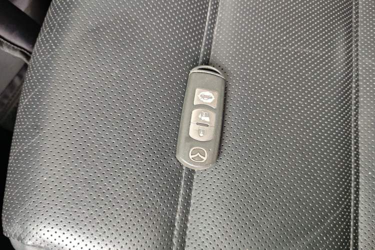 Used Mazda Atenza 2017 2.0L Blue Sky Luxury Edition