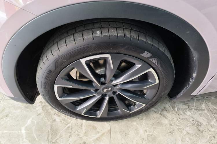 Used ONVO L60 2024 60 kWh Rear-Drive Version Exterior 4