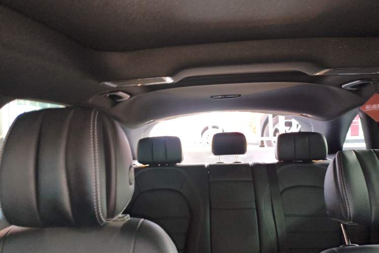 Used Mercedes-Benz GLC 2019 Facelift GLC 260 L 4MATIC Luxury Model