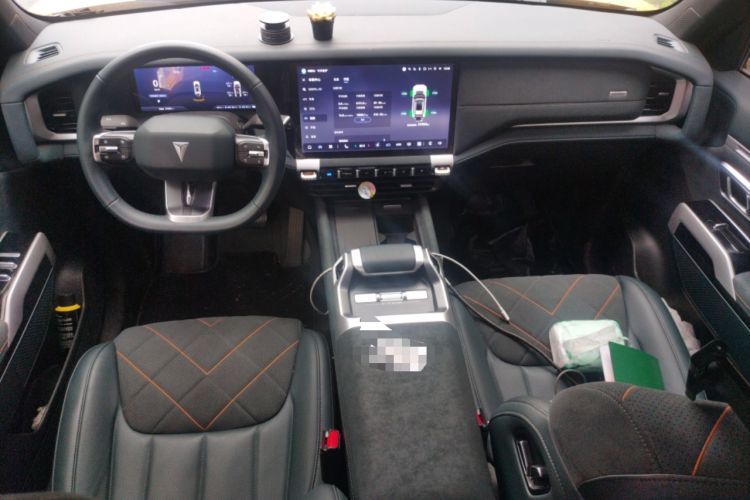 Used Deepal G318 2025 Worry-Free Cross-Country Edition Four-Wheel Drive Distant Mountains Version Audio And AC Panel