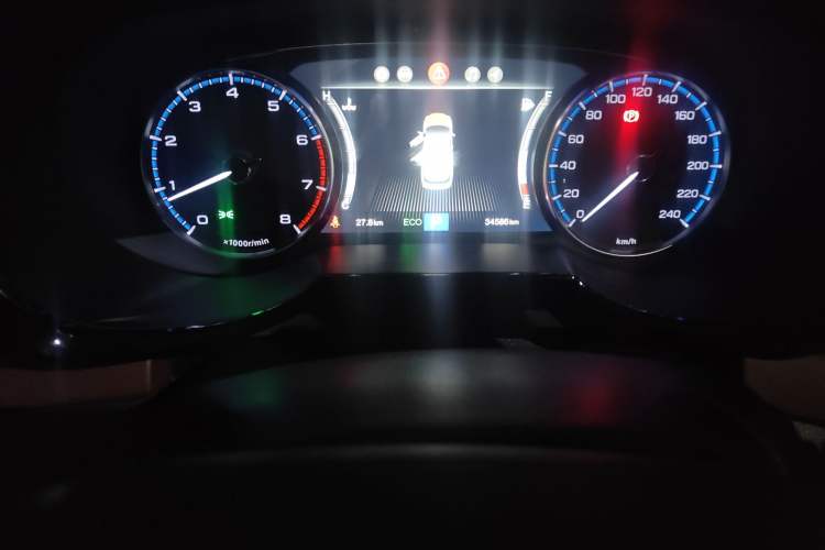 Used GAC Trumpchi GS8 2017 320T Two-Wheel Drive Luxury Smart Connectivity Version (7 Seats)
