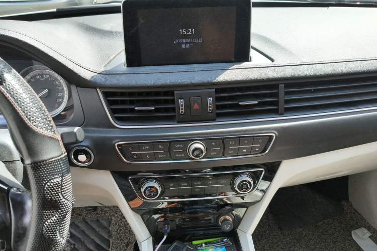 Used FORTHING Joyear S50 2017 1.5L Manual Luxury Model
