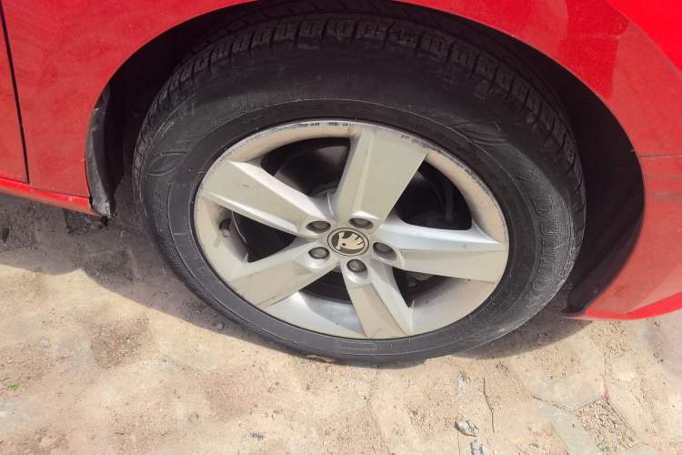 Used Skoda Fabia 2016 1.4L Automatic Car Enjoy Edition
