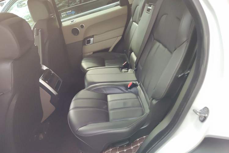 Used Land Rover Range Rover Sport 2014 3.0 SC V6 HSE
