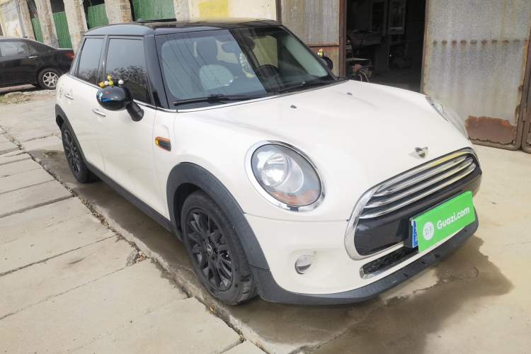 Used MINI 2015 1.5T COOPER Fun Five-Door Edition
