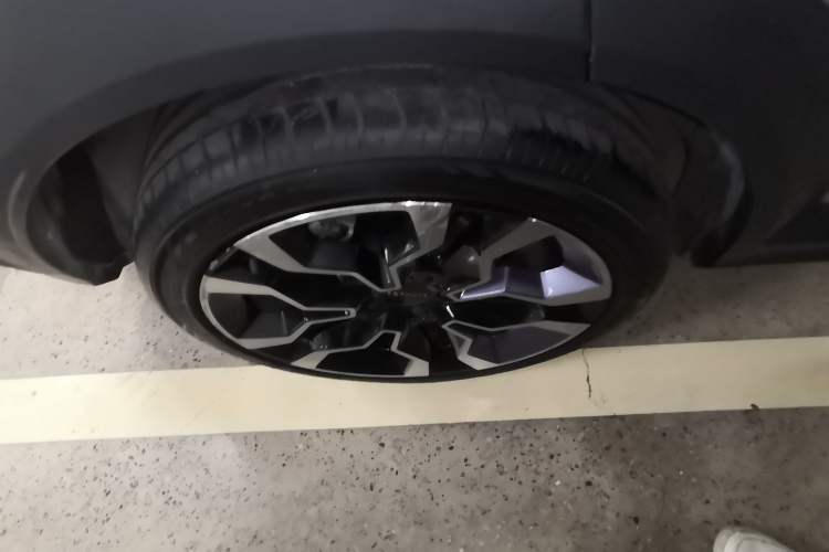 Used Lynk & Co 06 2021 1.5T Shero Pink Special Edition