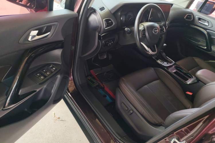 Used GAC Trumpchi GS4 2018 235T Automatic Two-Wheel-Drive Supreme Edition Driver Seat