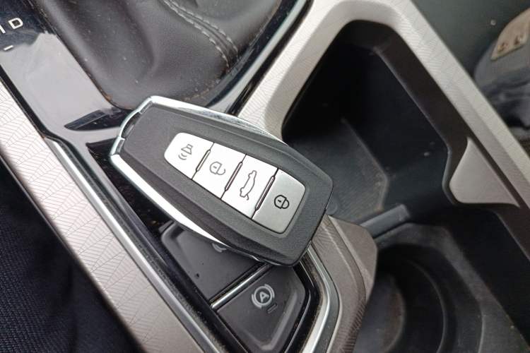 Used Geely Auto Emgrand 2022 4th Generation 1.5L CVT Luxury Model
