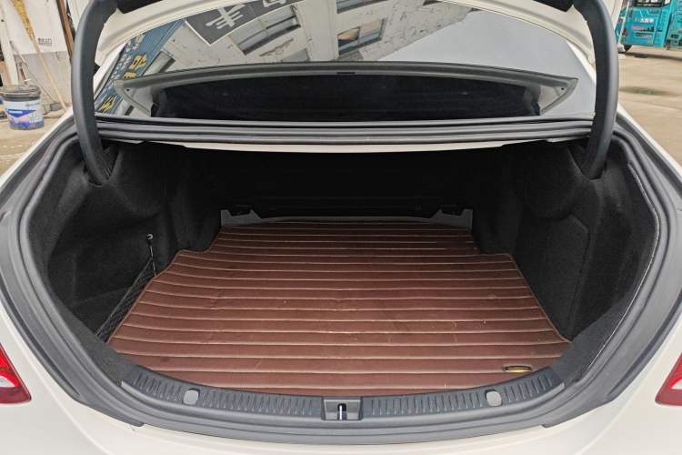 Used Mercedes-Benz E-Class 2020 E 300 L Sporty and Stylish Model Trunk