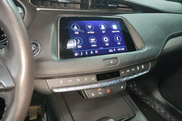 Used Cadillac XT4 2018 28T Two-Wheel Drive Leading Version