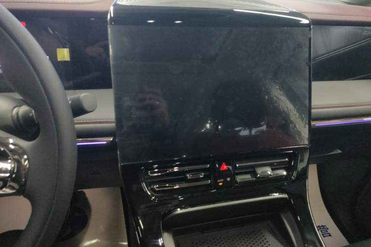 Used GAC Trumpchi E9 2025 E9 Superfast Charging – Master Series