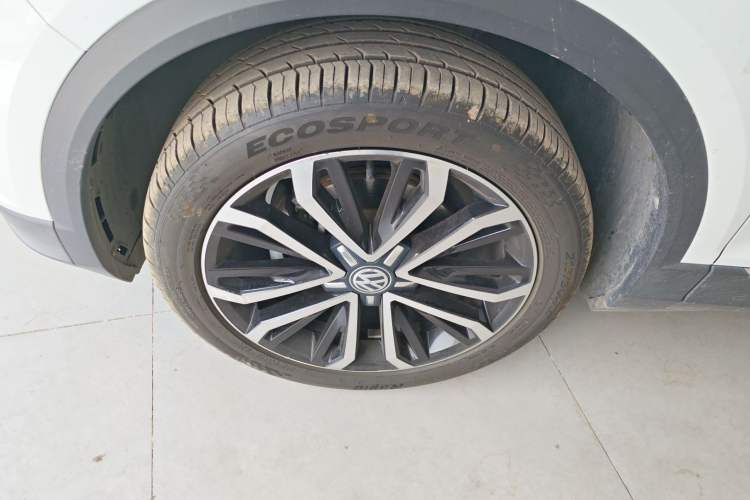 Used Volkswagen T-ROC 2019 280TSI DSG Two-Wheel Drive Comfort Version China VI Standard Exterior 4