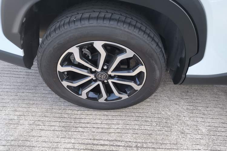 Used Toyota FRONTLANDER 2023 2.0L CVT Luxury Edition