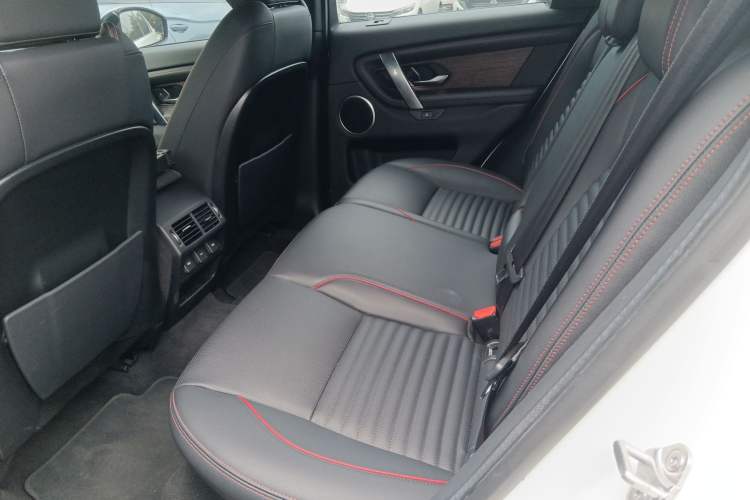 Used Land Rover Discovery Sport New Energy 2022 P300e Performance Tech Edition
