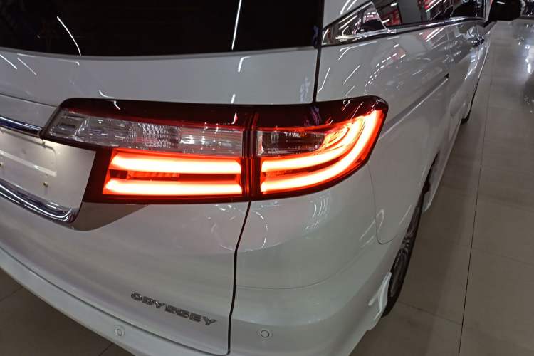 Used Honda Odyssey 2018 2.4L Luxury Edition