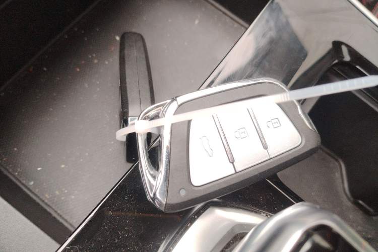 Used SOL X8 2021 300T DCT Prestige Smart Connect Edition 6 Seats