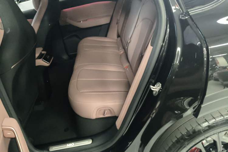 Used Nio EC6 2024 75 kWh Left Rear Seat