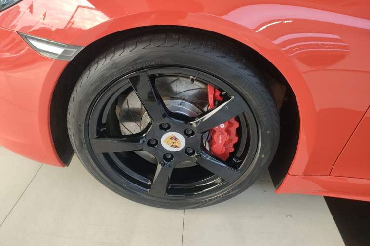 Used Porsche 718 2018 Boxster 2.0T
