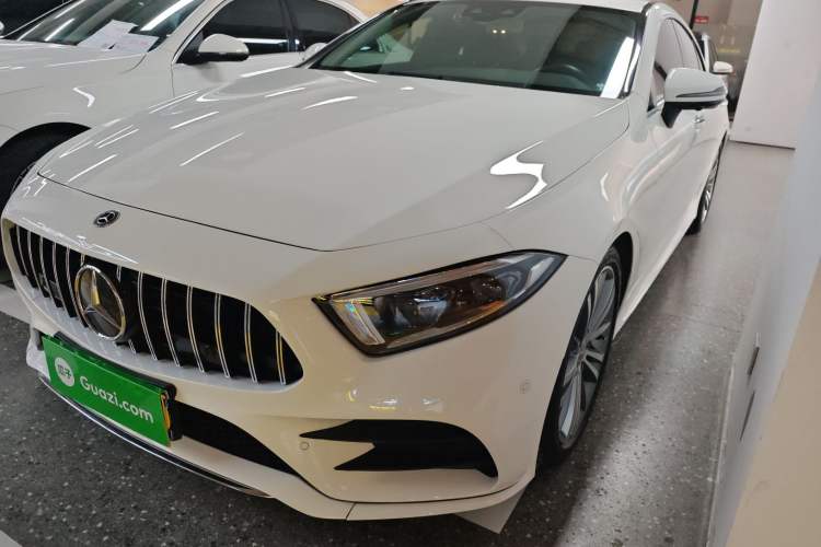 Used Mercedes-Benz CLS 2018 CLS 300 Luxury Model
