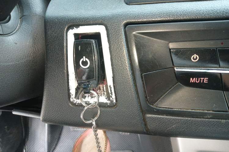 Used Roewe 550 2012 550 1.8L Automatic Value Edition
