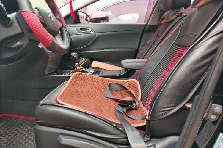 Used Hyundai Mistra 2016 1.8L Automatic Smart GLS
