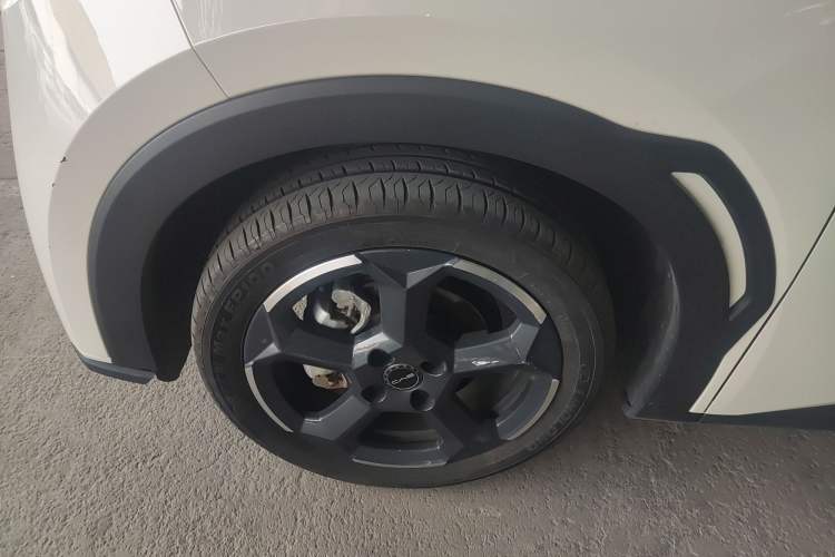 Used BYD Seagull 2023 Free Edition Left Front Wheel Hub