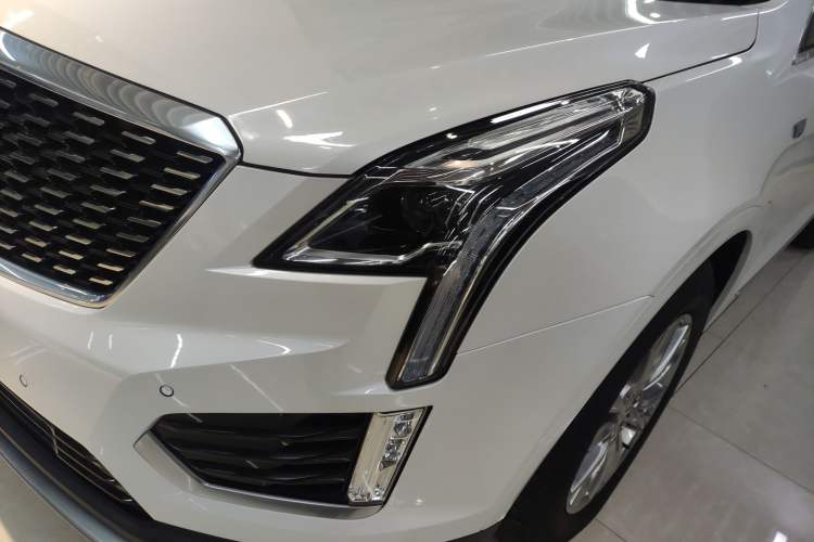 Used Cadillac XT5 2021 28T Luxury Model