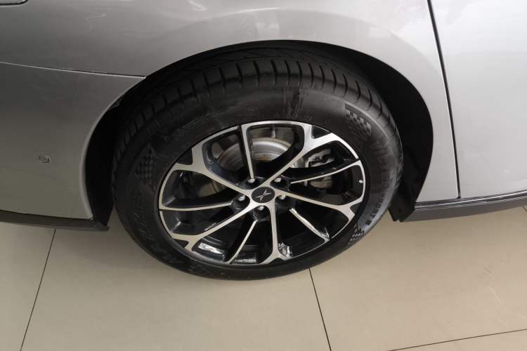 Used XPeng P7 2022 625E Right Rear Wheel Hub