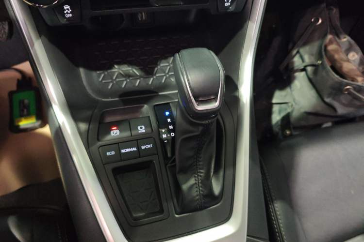 Used Toyota Wildlander 2023 2.0L CVT Two-Wheel Drive Luxury PLUS Edition