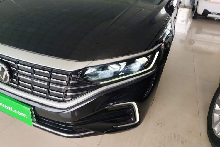 Used Volkswagen Passat New Energy 2025 430 PHEV Hybrid Business Edition
