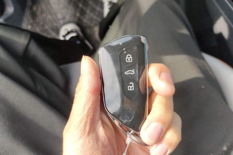 Used Volkswagen ID.6 CROZZ 2022 Long-Range PRO Edition
