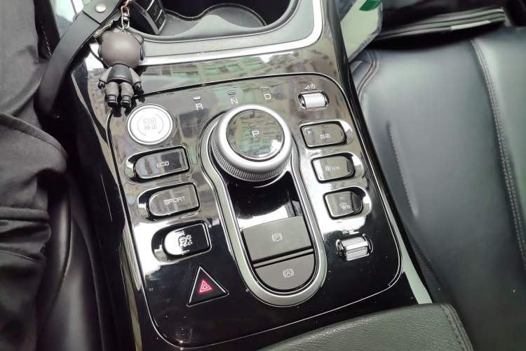 Used BYD Qin PLUS 2021 EV 420KM Commuter Edition
