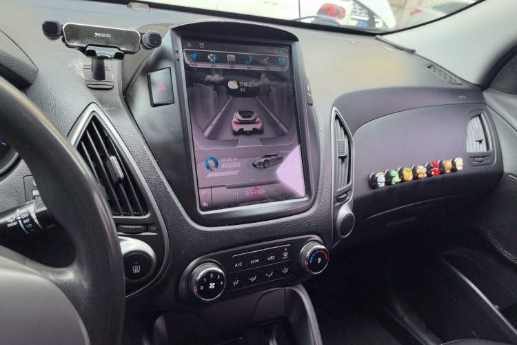 Used Hyundai ix35 2015 2.0L Automatic 2WD Comfort Edition China V Standard