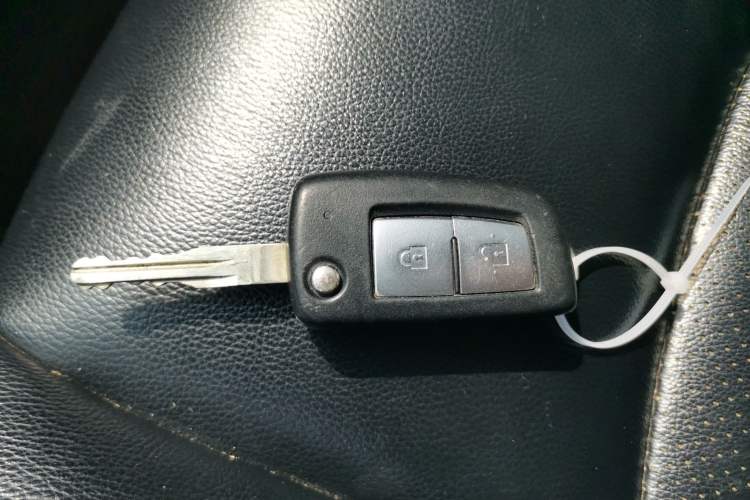 Used Nissan Tiida 2021 1.6L CVT Cool Edition
