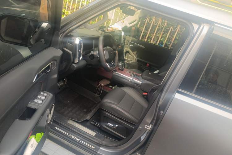 Used JETOUR Traveler 2023 2.0T All-Wheel-Drive CrossPRO