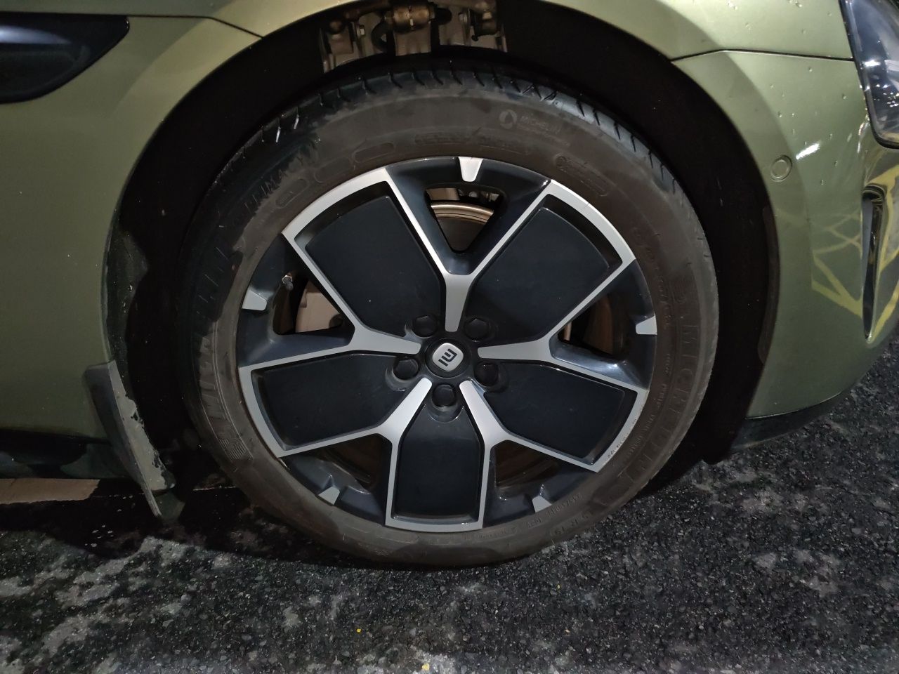 Xiaomi Auto SU7 2024 Rear-Drive Ultra-Long Range Advanced Pro-Level Intelligent Driving Version — снимка 8