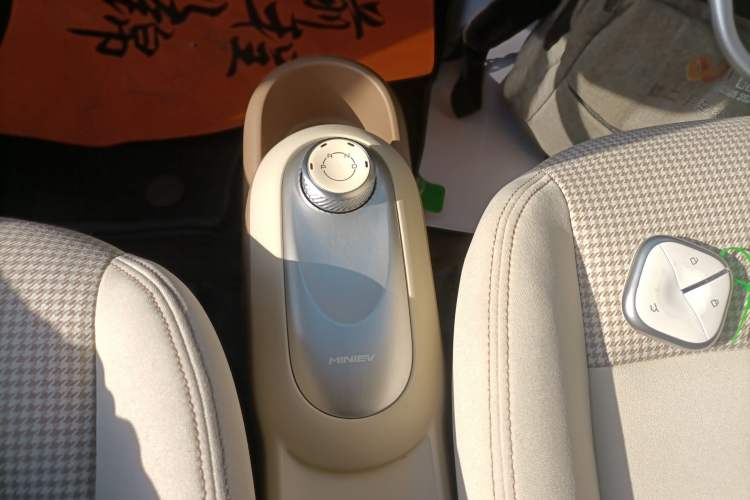 Used Wuling Hongguang MINIEV 2025 Four-Door Version Premium Edition