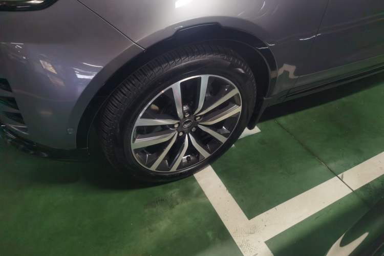 Used Land Rover Discovery 2024 360 PS Dynamic SE