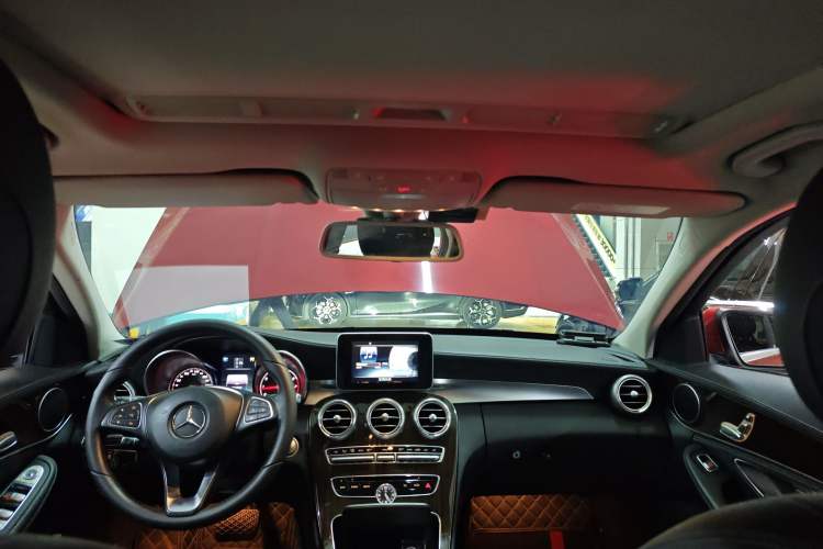 Used Mercedes-Benz C-Class 2016 C 180 L Headliner