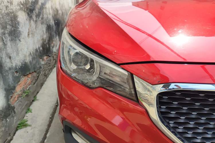 Used MG ZS 2017 1.5L Automatic Luxury Edition
