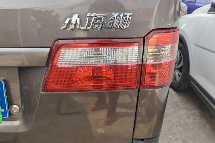 Used Jinbei Hiace X30 2020 1.5L Super-Comfortable Version China VI Standard SWC15M