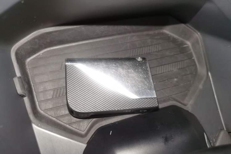 Used Lynk & Co 06 EM-P 2023 1.5T Remix PHEV Shero