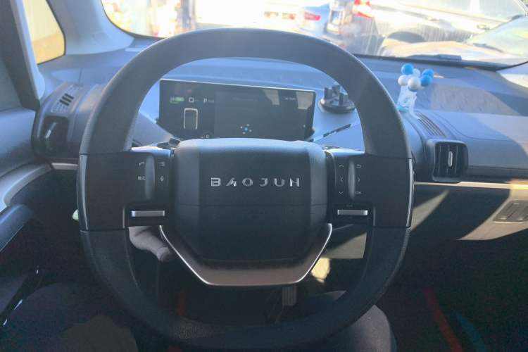 Used Baojun KiWi EV 2021 Artist Model Lithium Iron Phosphate
