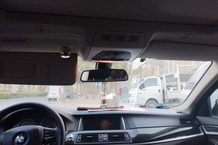 Used BMW 5 Series 2014 525Li Luxury Design Package
