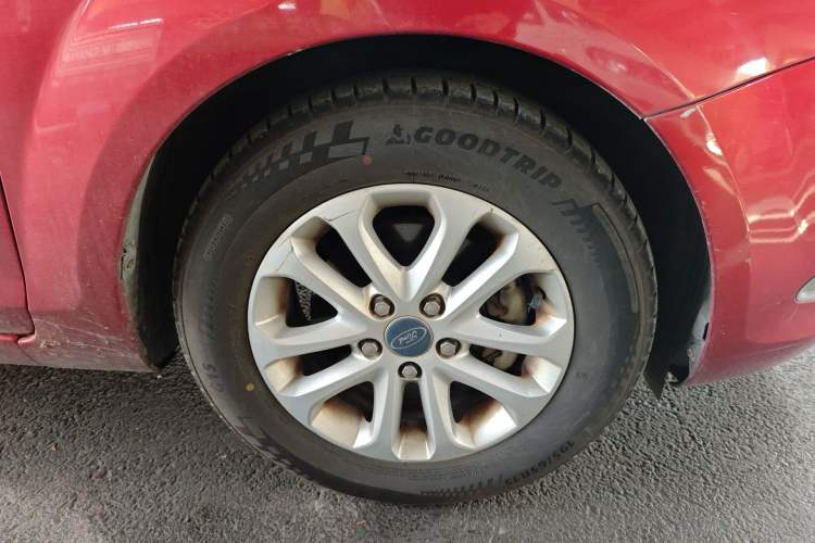 Used Ford Focus 2013 Hatchback Classic 1.8L Automatic Base Model