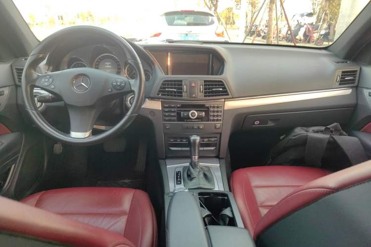 Used Mercedes-Benz E-Class 2010 E 260 CGI Coupe